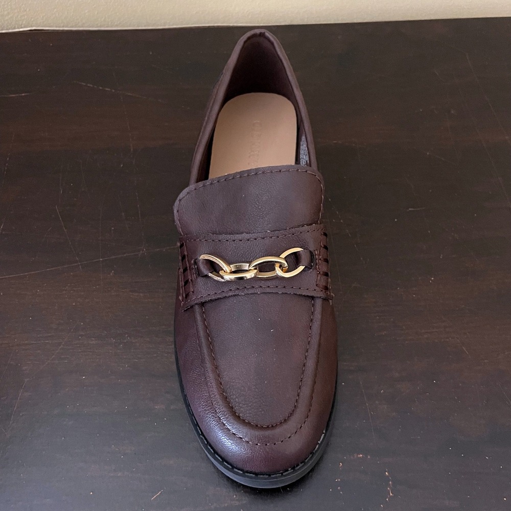 Old Navy Womens Tailored Moc L Burgundy Faux Leather Chain Loafers 6.5 768703-02 - Picture 4 of 9